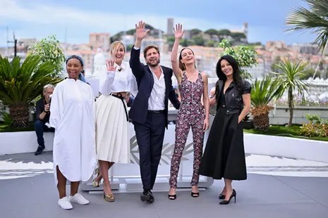 Cannes I/Toto, I’ve a feeling we’re not in Järlåsa&nbsp;anymore